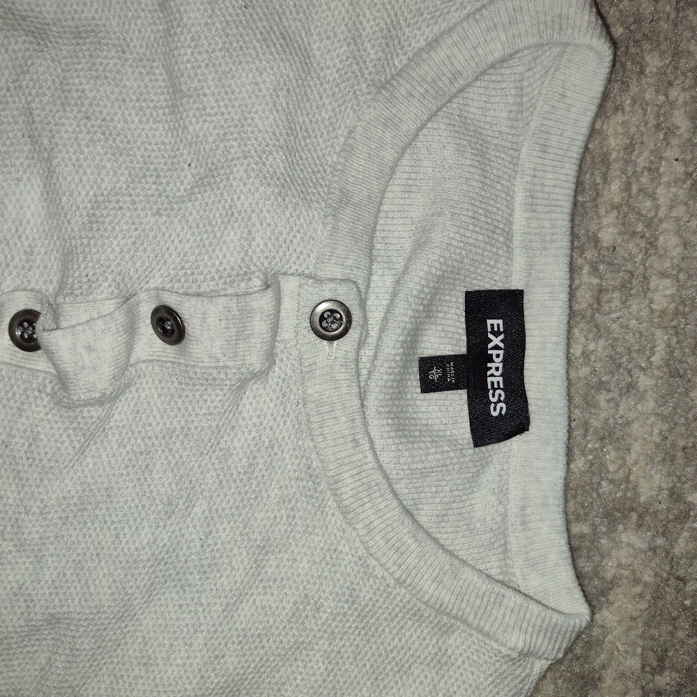 Express henley - Picture 2 of 3